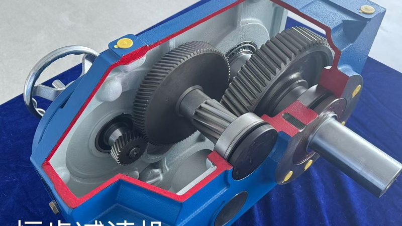 链条油与链条蜡：如何选择更适合您的润滑方案